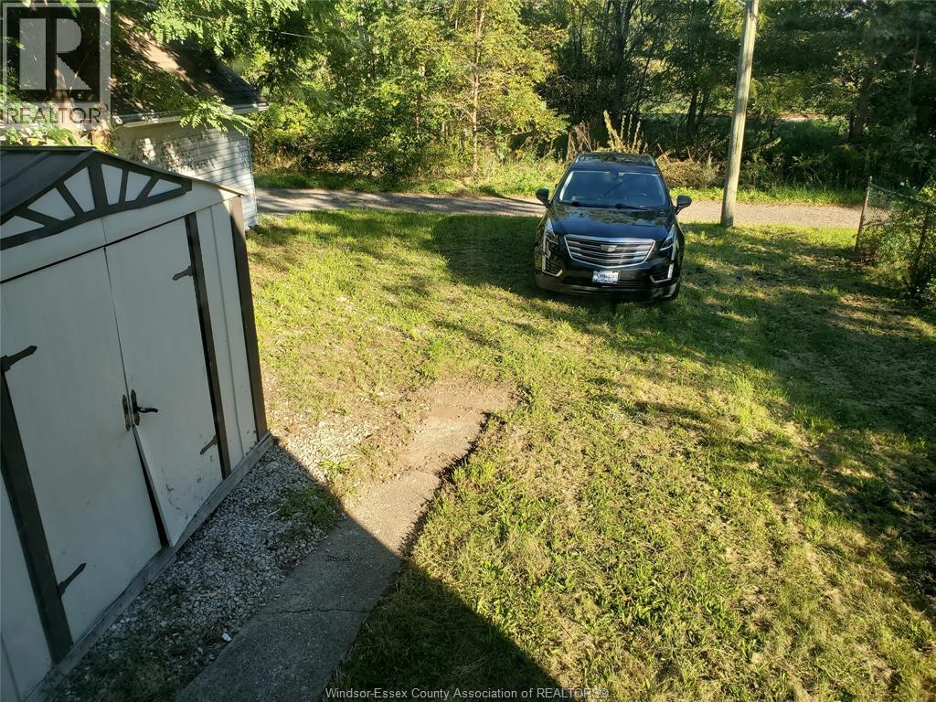 3587 Bloomfield, Windsor, Ontario  N9C 1E8 - Photo 41 - 26023624
