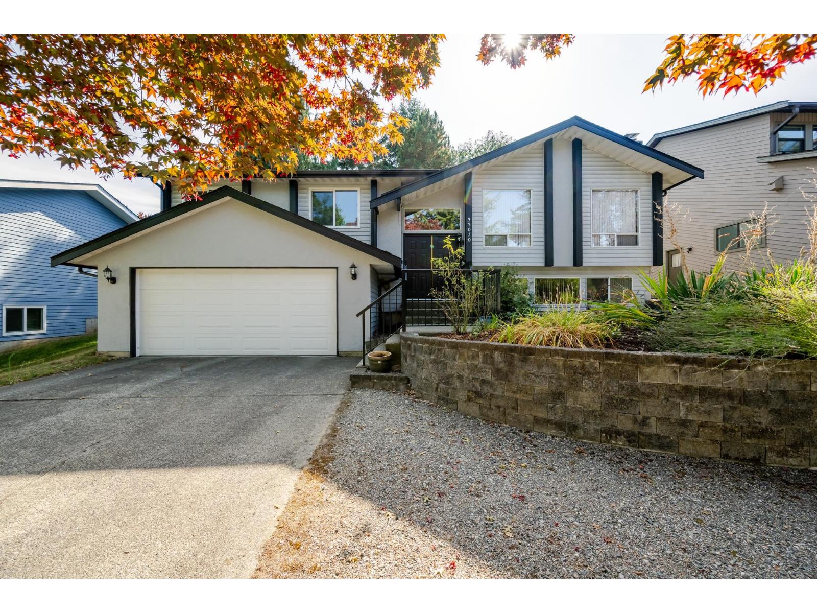 33010 Caithness Place, Abbotsford, British Columbia  V2S 7B2 - Photo 2 - R3169046