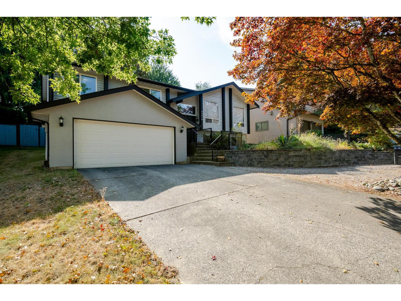 33010 Caithness Place, Abbotsford, British Columbia  V2S 7B2 - Photo 3 - R3169046