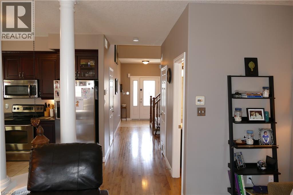 466 Sienna Crescent, Kitchener, Ontario  N2R 1T9 - Photo 6 - 40866515