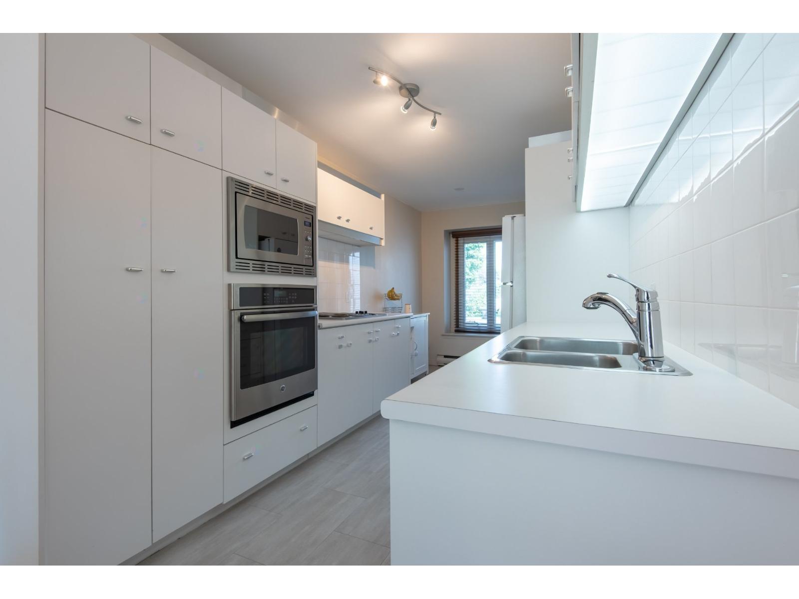 2700 Rue Labrie Sorel-Tracy Quebec Canada J3R4Z5 5