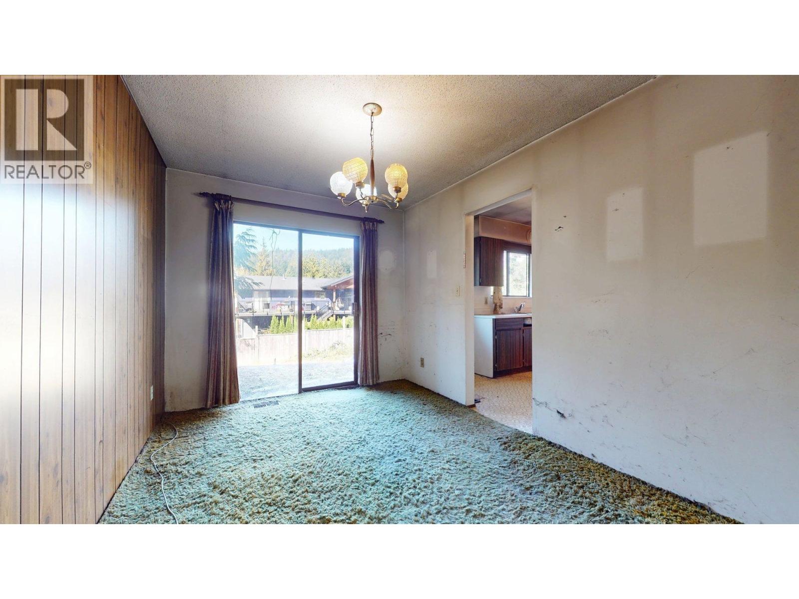 38347 Guilford Drive, Squamish, British Columbia  V8B 0X8 - Photo 11 - R3169577