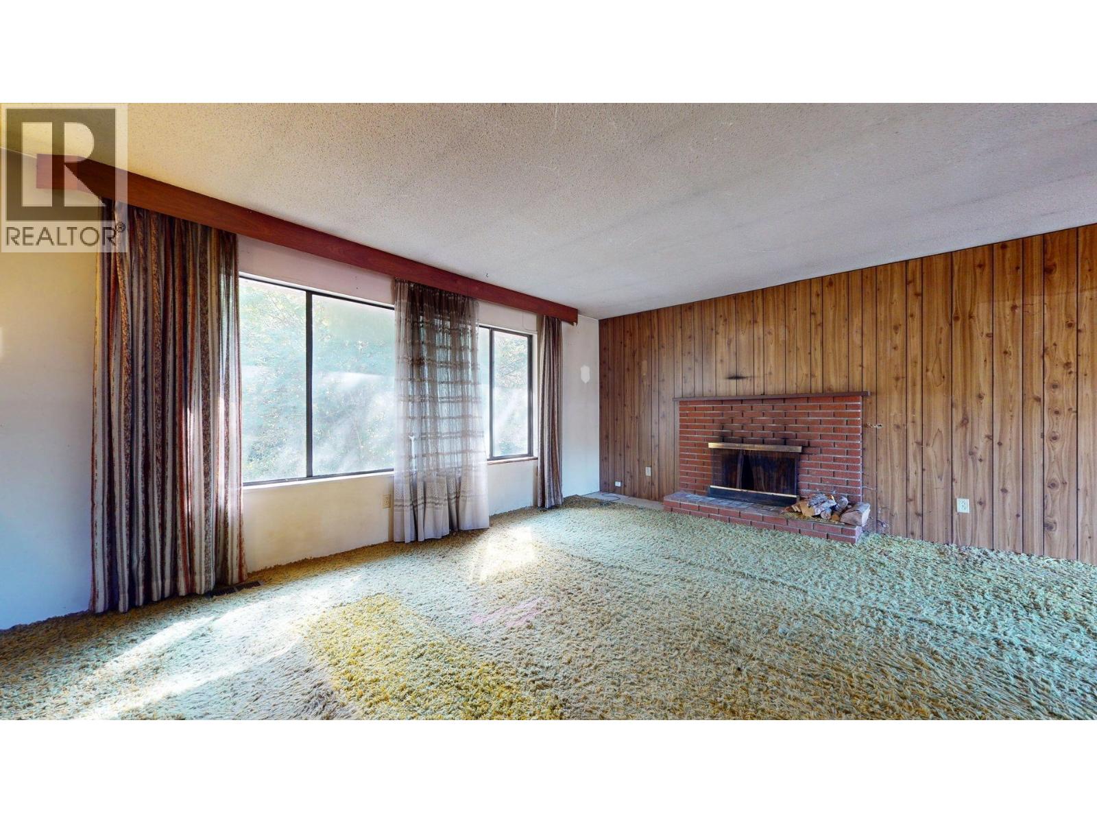38347 Guilford Drive, Squamish, British Columbia  V8B 0X8 - Photo 2 - R3169577