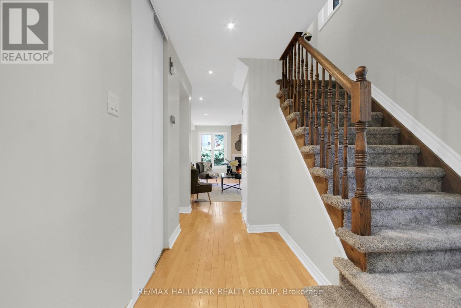 57 Ashpark Crescent, Ottawa, Ontario  K1T 3N8 - Photo 6 - X13828802