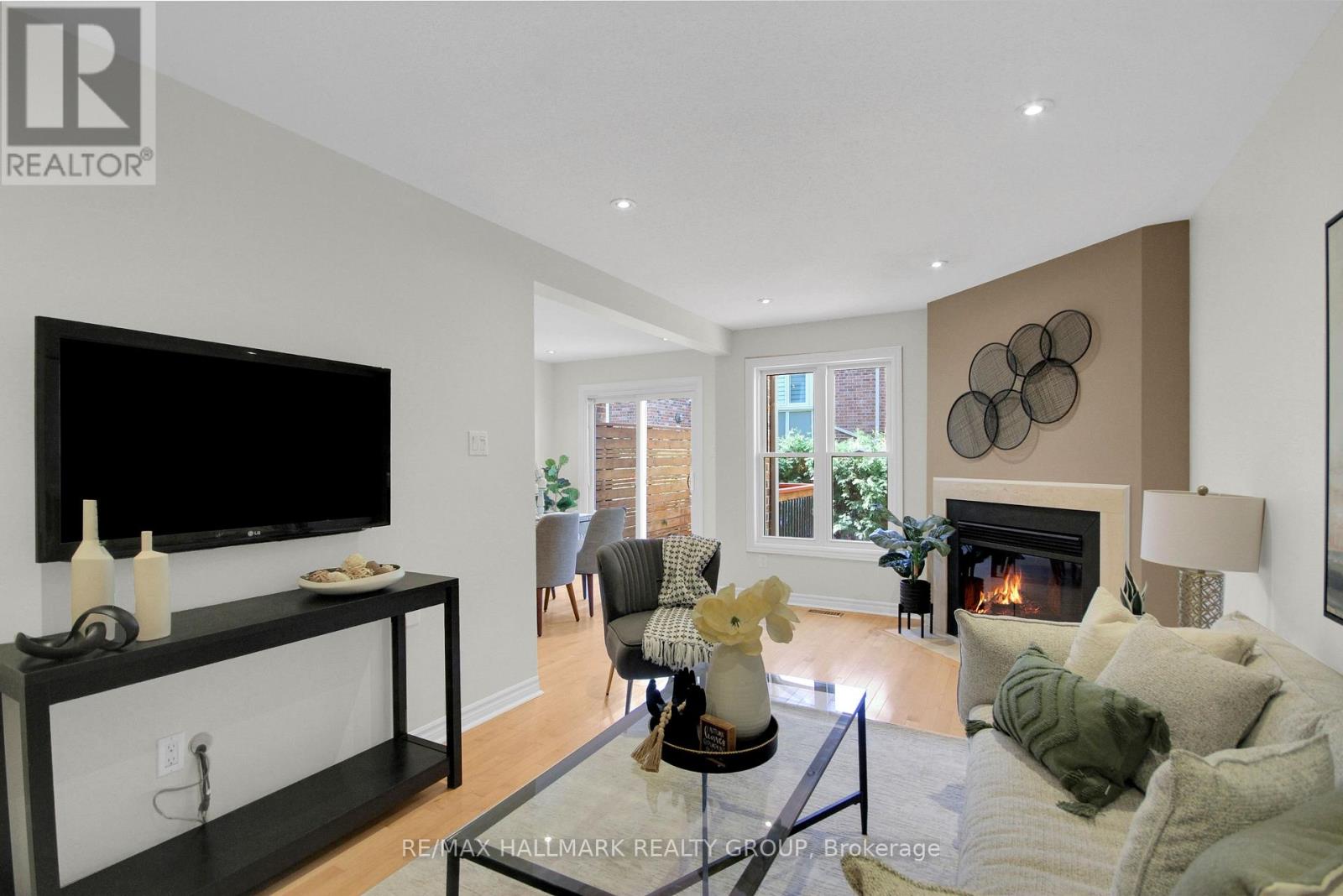 57 Ashpark Crescent, Ottawa, Ontario  K1T 3N8 - Photo 9 - X13828802
