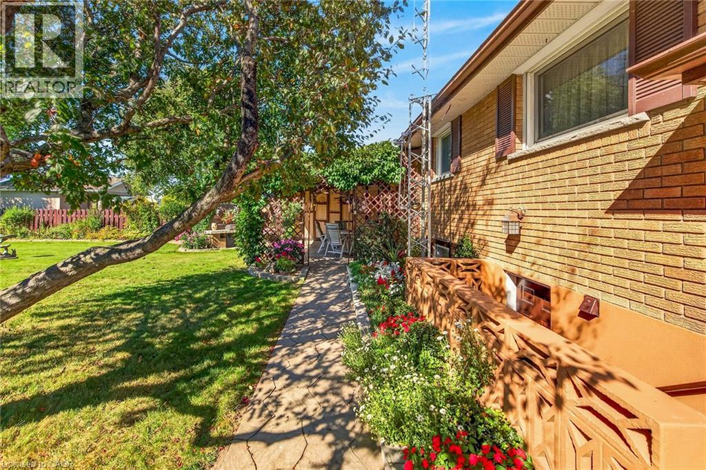 994 Barton Street, Stoney Creek, Ontario  L8E 5H3 - Photo 40 - 40866596