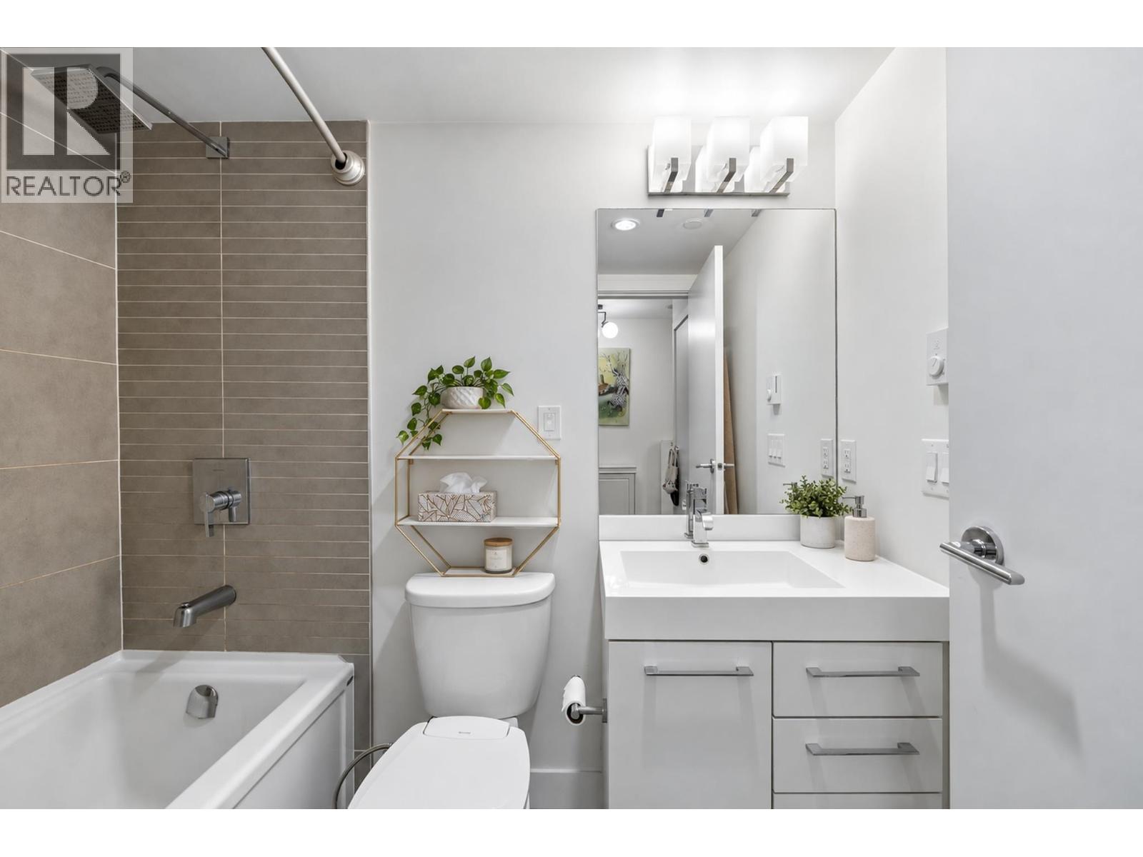 1704 668 Columbia Street, New Westminster, British Columbia  V3M 1A9 - Photo 15 - R3169543