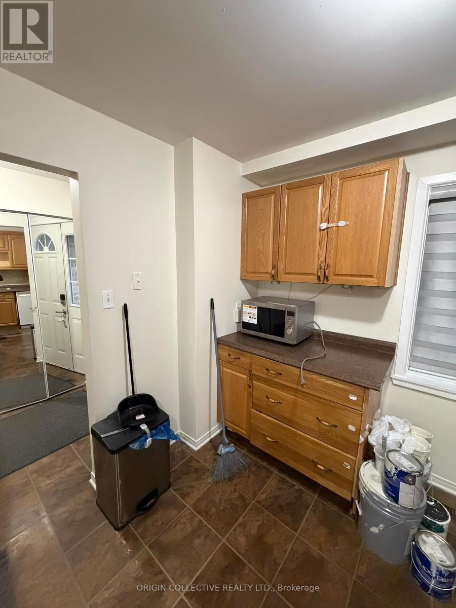 Main & Second Floor - 10 Moonbeam Grove S, Toronto, Ontario  M1B 2T5 - Photo 14 - E13828966