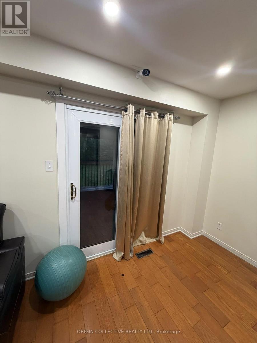 Main & Second Floor - 10 Moonbeam Grove S, Toronto, Ontario  M1B 2T5 - Photo 16 - E13828966
