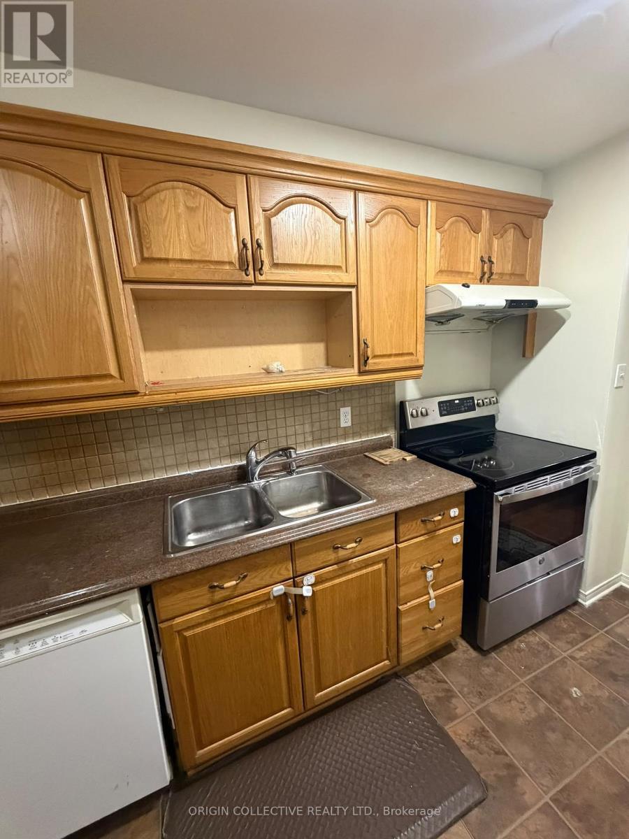 Main & Second Floor - 10 Moonbeam Grove S, Toronto, Ontario  M1B 2T5 - Photo 18 - E13828966