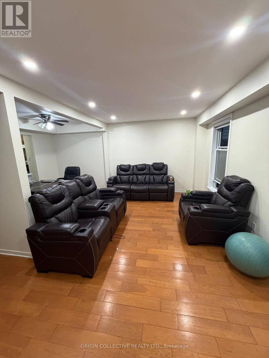 Main & Second Floor - 10 Moonbeam Grove S, Toronto, Ontario  M1B 2T5 - Photo 26 - E13828966