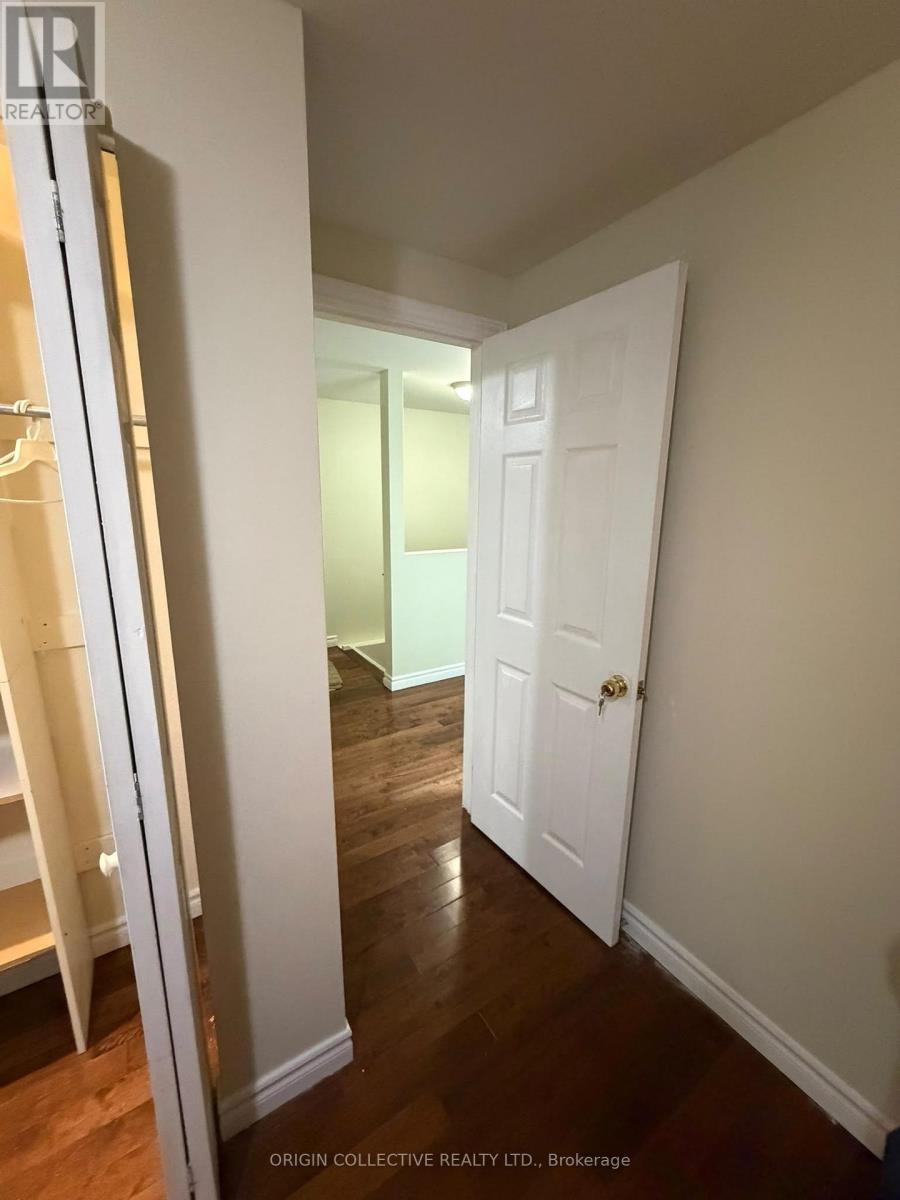 Main & Second Floor - 10 Moonbeam Grove S, Toronto, Ontario  M1B 2T5 - Photo 34 - E13828966