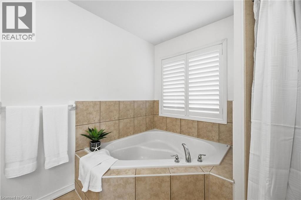 3198 Tim Dobbie Drive, Burlington, Ontario  L7M 0N4 - Photo 21 - 40861709