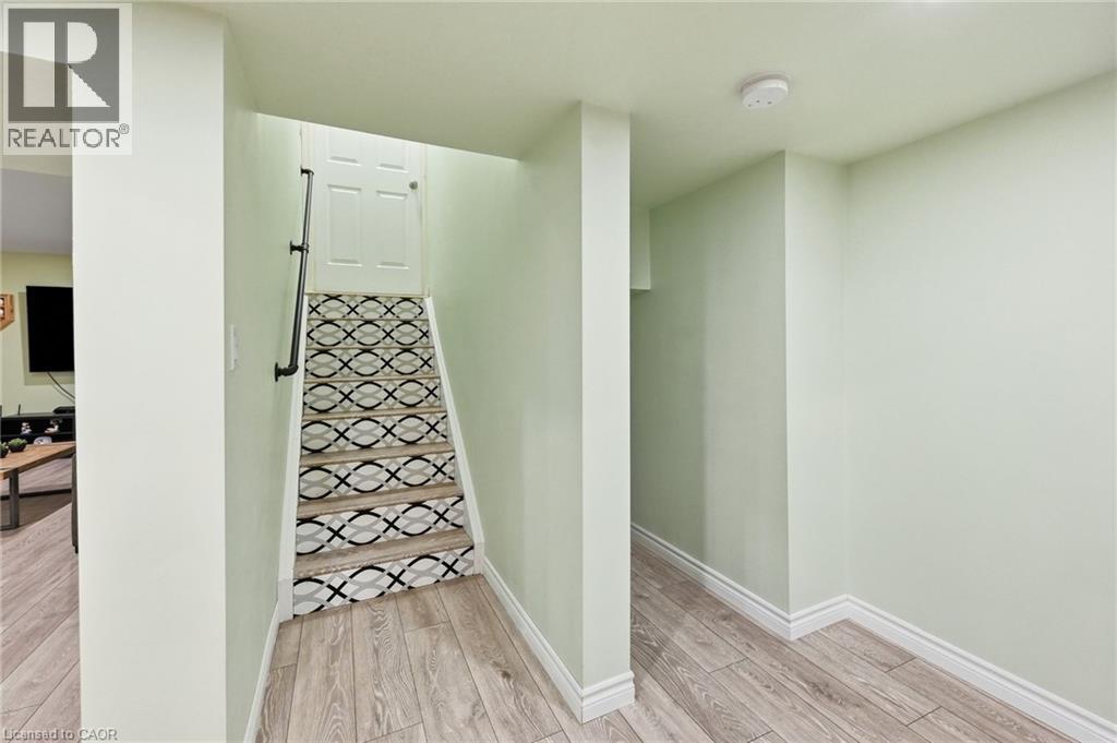 3198 Tim Dobbie Drive, Burlington, Ontario  L7M 0N4 - Photo 32 - 40861709