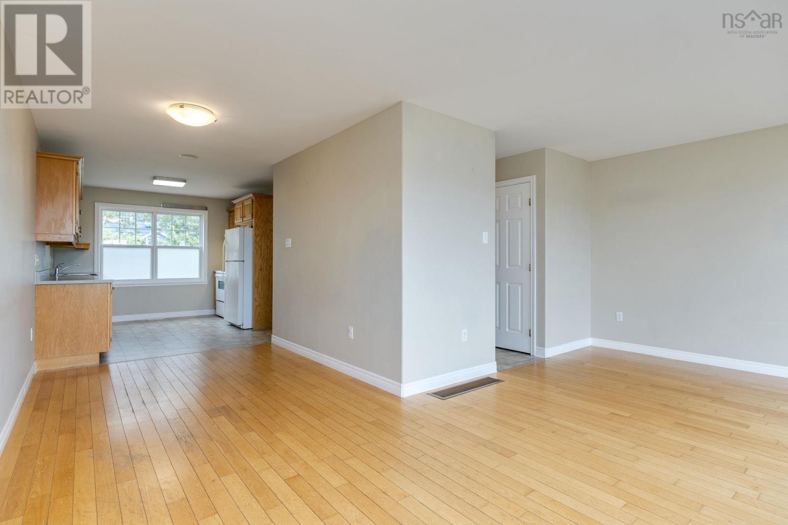 3804 Memorial Drive, Halifax, Nova Scotia  B3K 6R6 - Photo 8 - 202624375