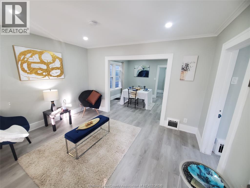 3587 Bloomfield, Windsor, Ontario  N9C 1E8 - Photo 9 - 26023624