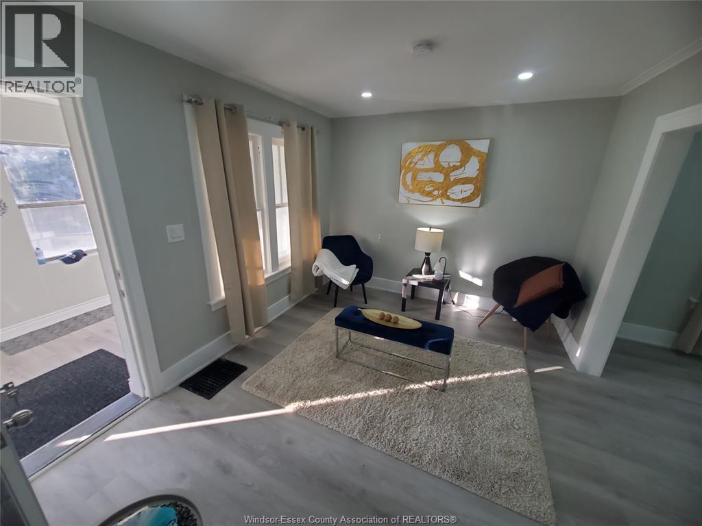 3587 Bloomfield, Windsor, Ontario  N9C 1E8 - Photo 10 - 26023624