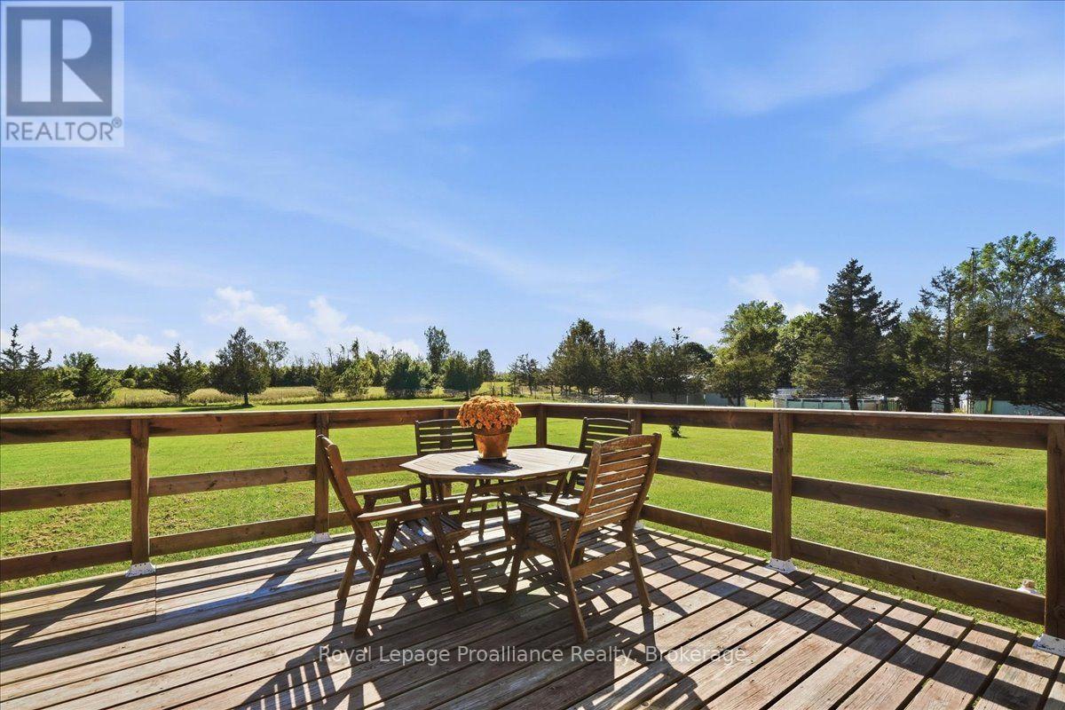 1116 County Rd 8, Prince Edward County, Ontario  K0K 2T0 - Photo 40 - X13829034