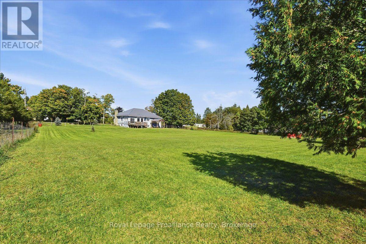 1116 County Rd 8, Prince Edward County, Ontario  K0K 2T0 - Photo 45 - X13829034