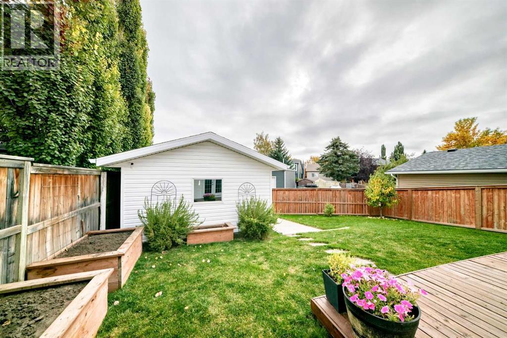 36 Sandpiper Way NW, Calgary, Alberta  T3K 3C6 - Photo 38 - A2344672