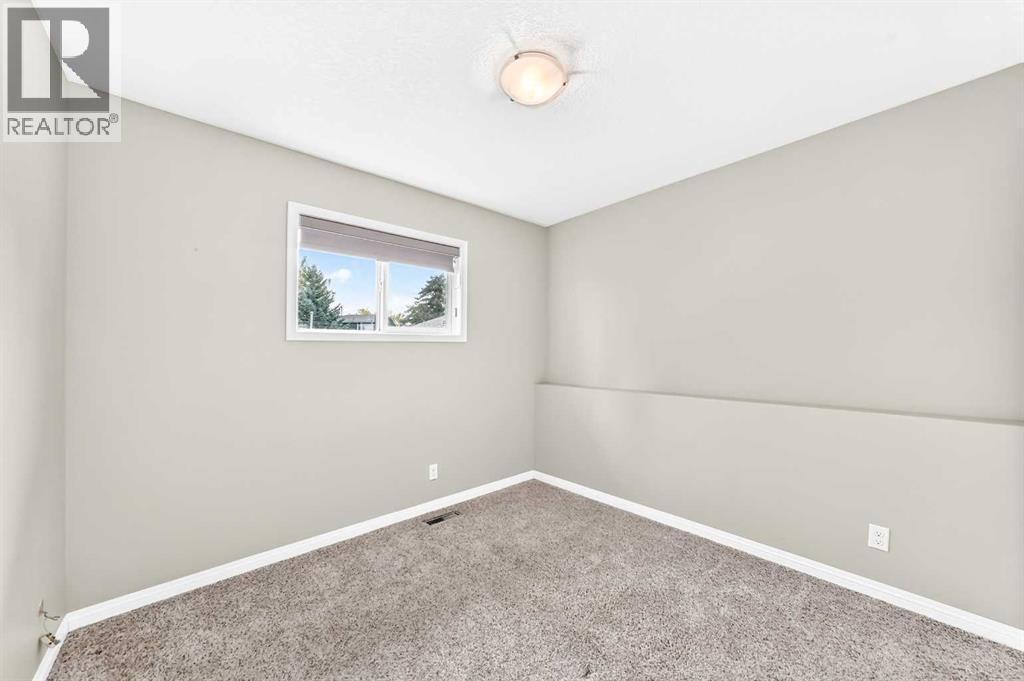 36 Sandpiper Way NW, Calgary, Alberta  T3K 3C6 - Photo 30 - A2344672