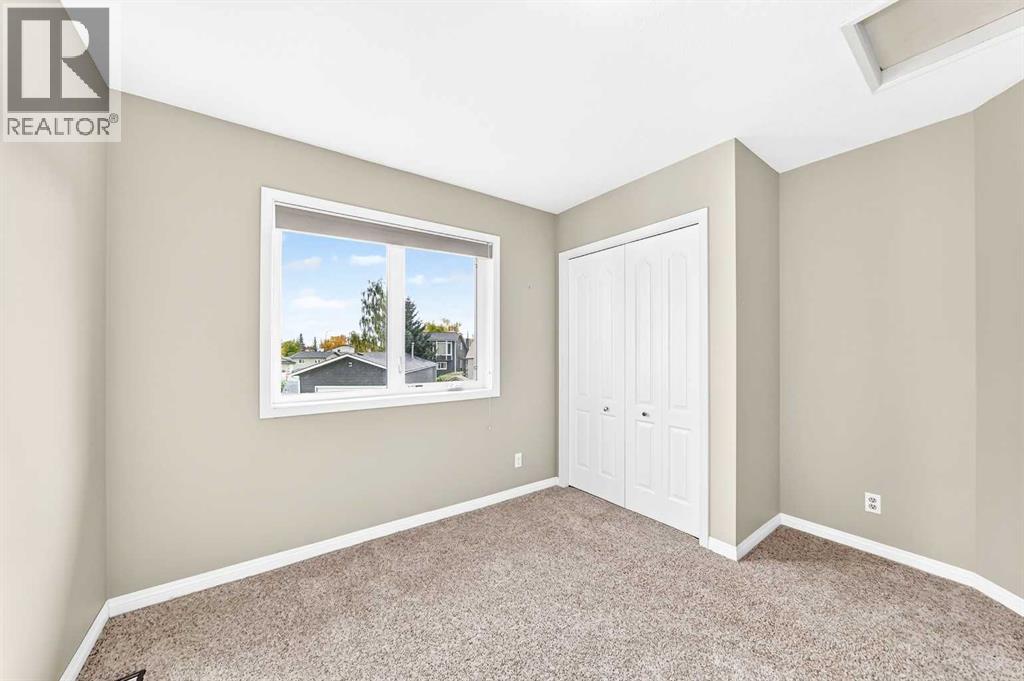 36 Sandpiper Way NW, Calgary, Alberta  T3K 3C6 - Photo 21 - A2344672