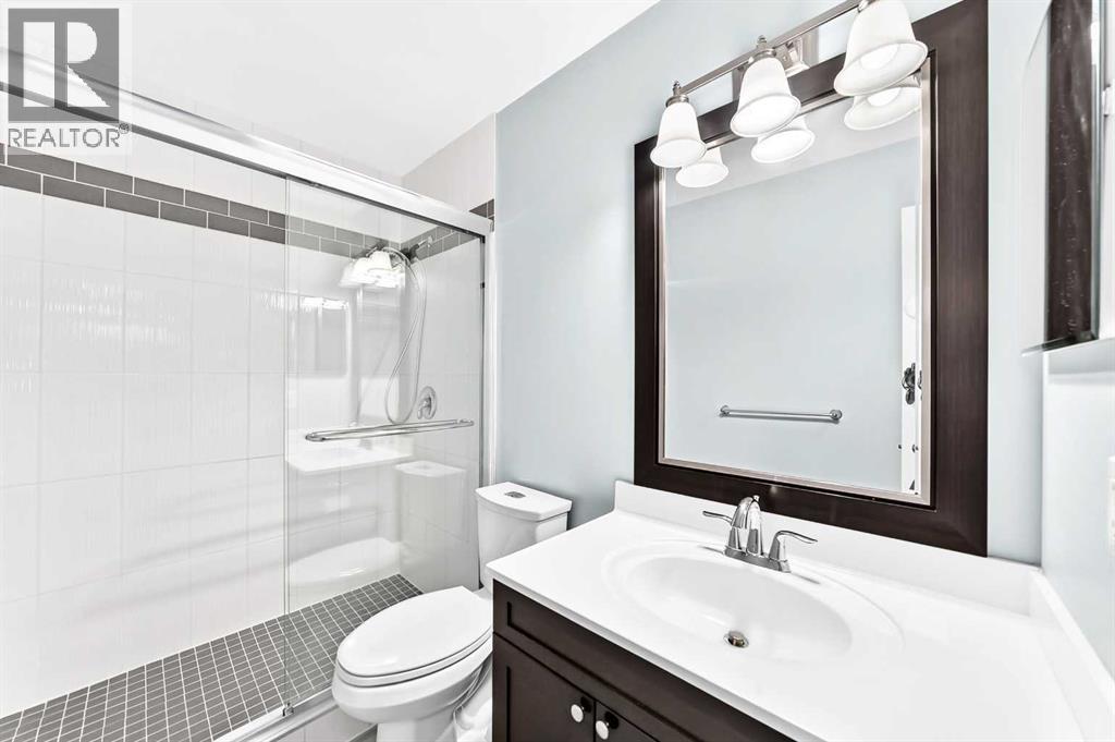 36 Sandpiper Way NW, Calgary, Alberta  T3K 3C6 - Photo 23 - A2344672