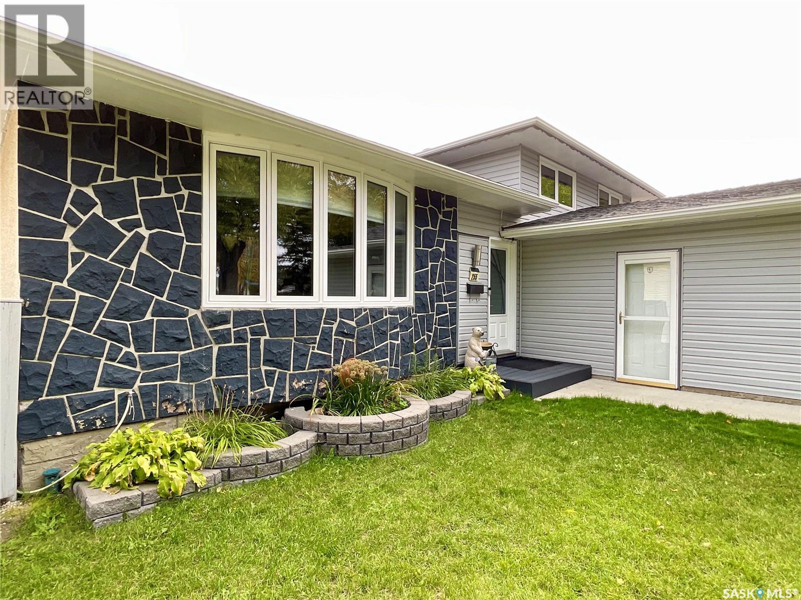255 Litzenberger CRESCENT, regina, Saskatchewan