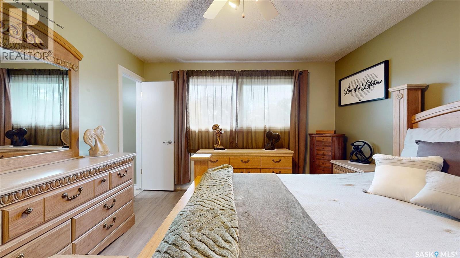 255 Litzenberger Crescent, Regina, Saskatchewan  S4R 7A2 - Photo 17 - SK049557