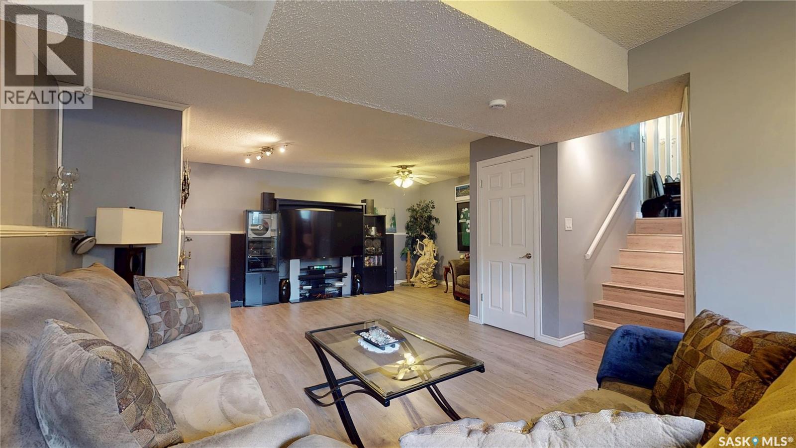 255 Litzenberger Crescent, Regina, Saskatchewan  S4R 7A2 - Photo 30 - SK049557