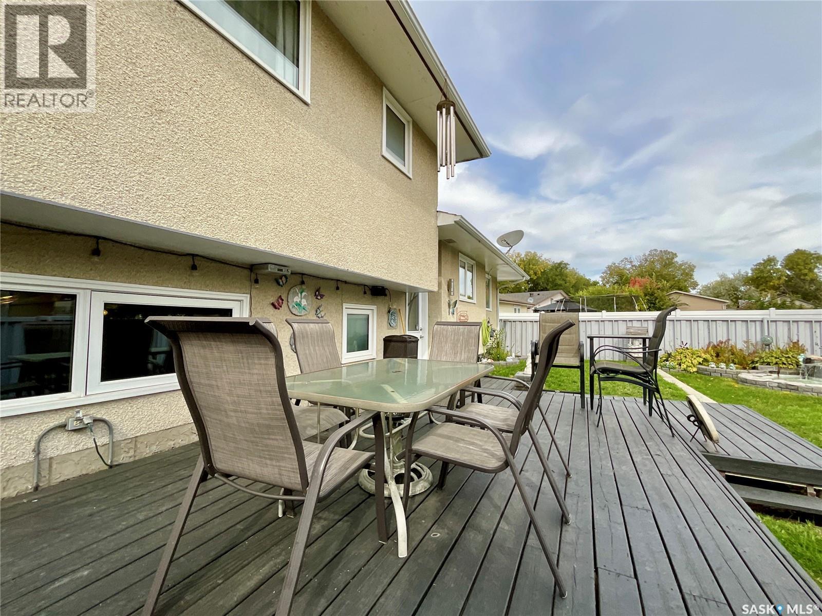 255 Litzenberger Crescent, Regina, Saskatchewan  S4R 7A2 - Photo 44 - SK049557