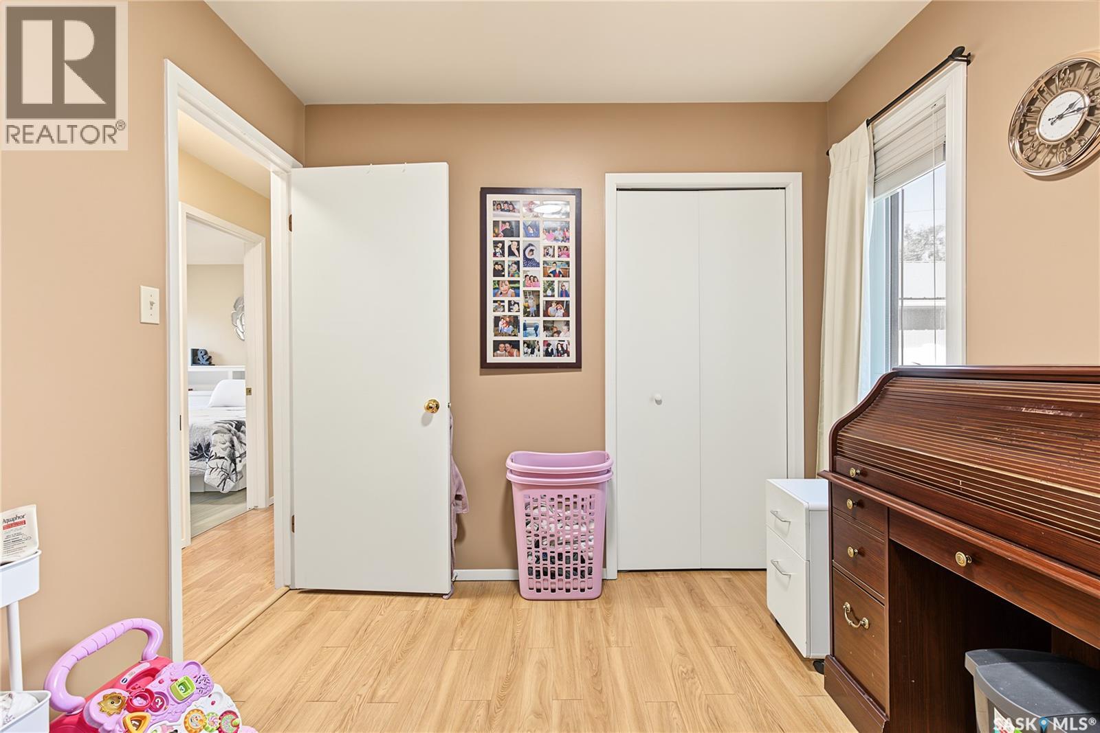 1227 2nd Avenue Nw, Moose Jaw, Saskatchewan  S6H 3R6 - Photo 33 - SK049530