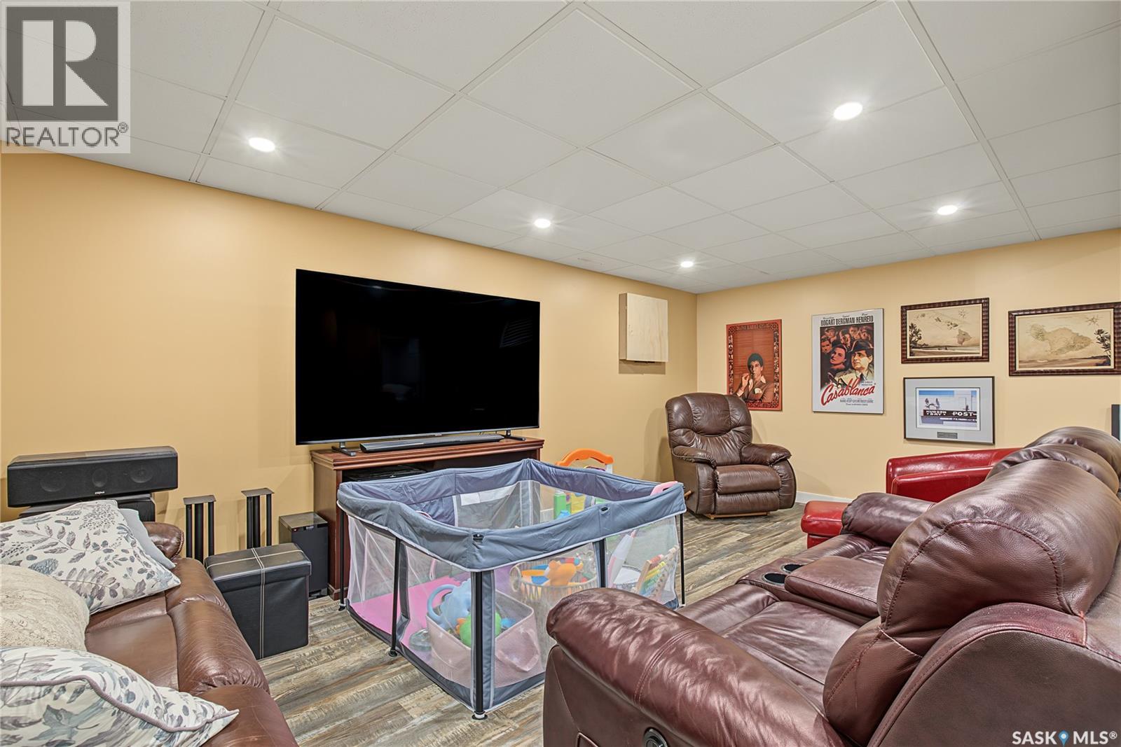 1227 2nd Avenue Nw, Moose Jaw, Saskatchewan  S6H 3R6 - Photo 44 - SK049530