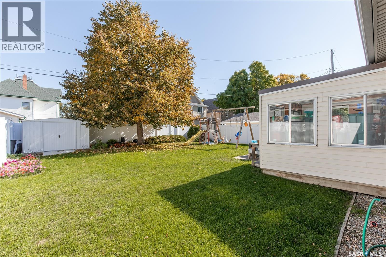 1227 2nd Avenue Nw, Moose Jaw, Saskatchewan  S6H 3R6 - Photo 60 - SK049530
