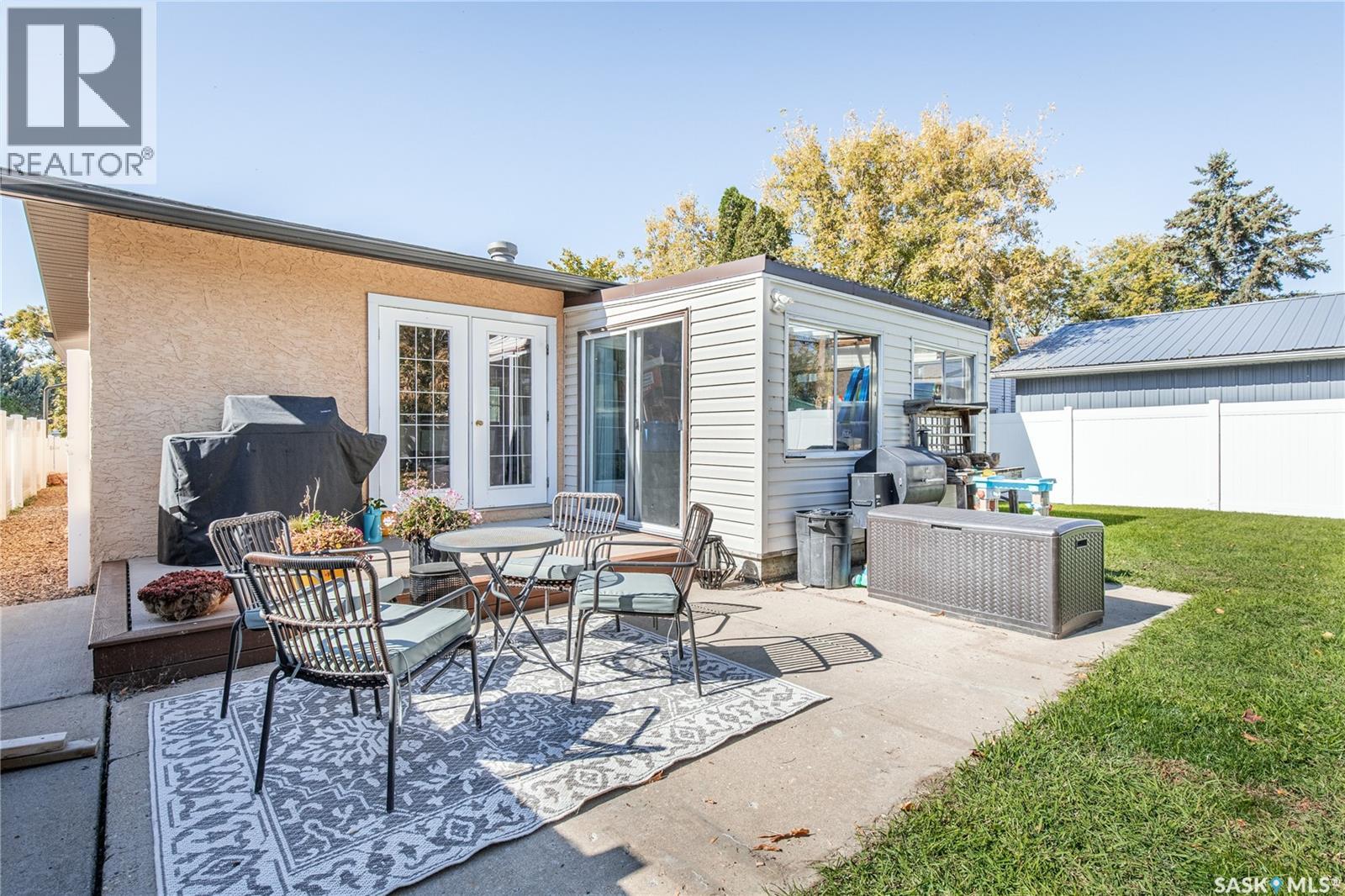 1227 2nd Avenue Nw, Moose Jaw, Saskatchewan  S6H 3R6 - Photo 62 - SK049530