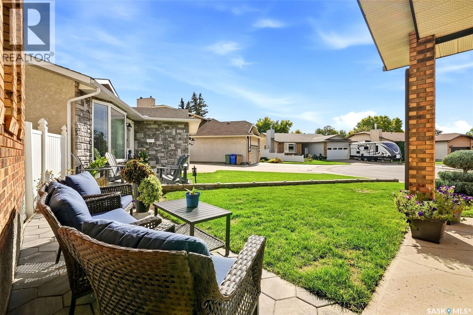 3123 Kanuka Place E, Regina, Saskatchewan  S4V 2C6 - Photo 2 - SK049521