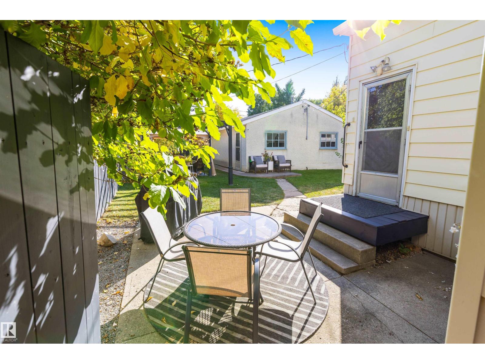 9715 71 Av Nw, Edmonton, Alberta  T6E 0W5 - Photo 32 - E4510428