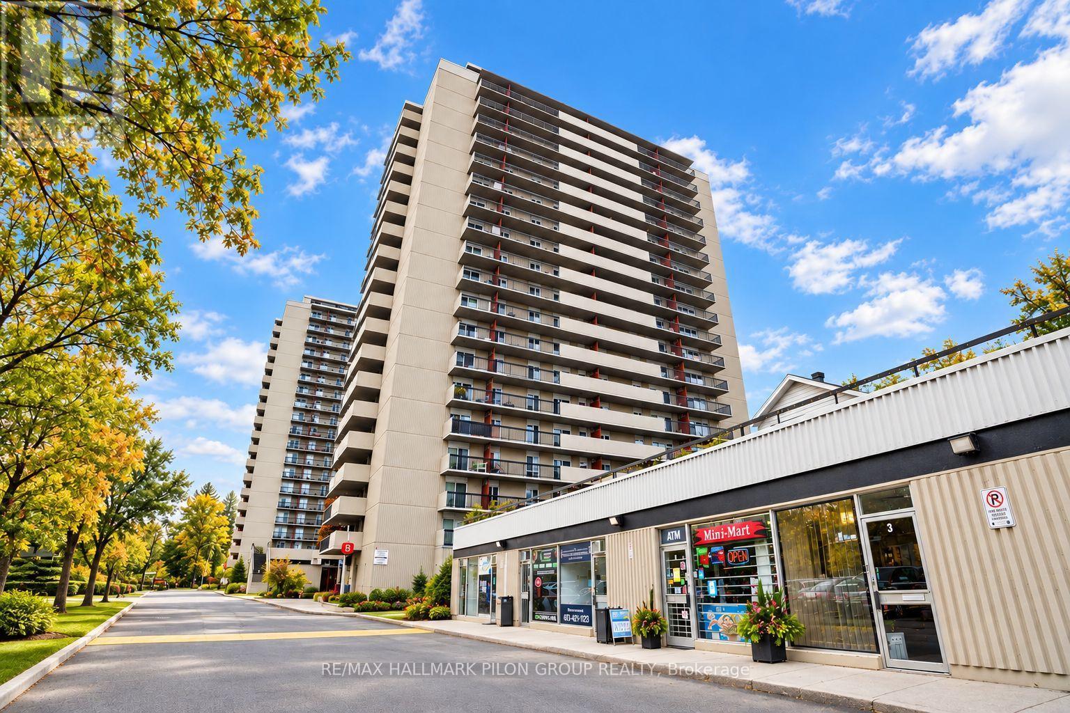 904 - 158B MCARTHUR AVENUE, ottawa, Ontario