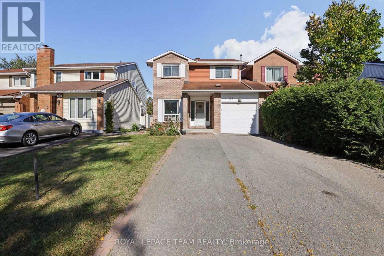 1133 ST EMMANUEL TERRACE, Ottawa, Ontario