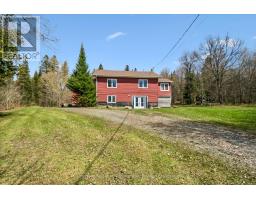 2519 SOUTH HORN LAKE RD R.R.#3 ROAD, Magnetawan, Ontario