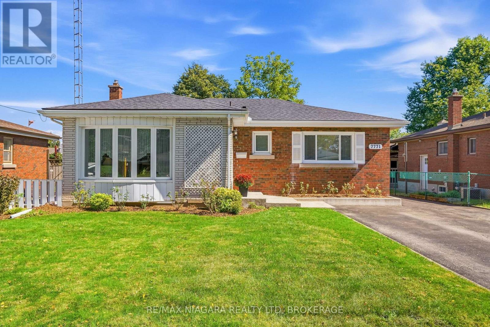 7771 Wilson Crescent, Niagara Falls, Ontario  L2G 4S6 - Photo 3 - X13829096