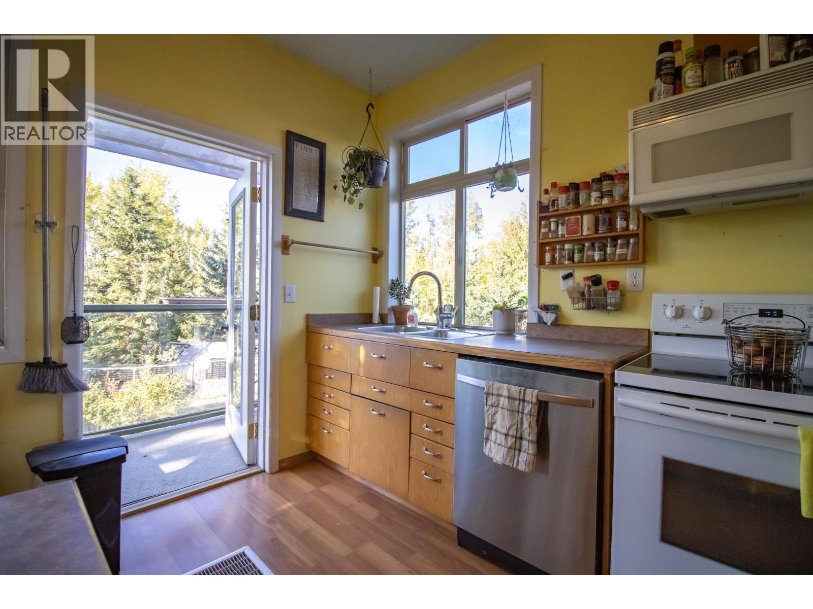 9805 Airport Road, Fort St. James, British Columbia  V0J 1P0 - Photo 16 - R3168915