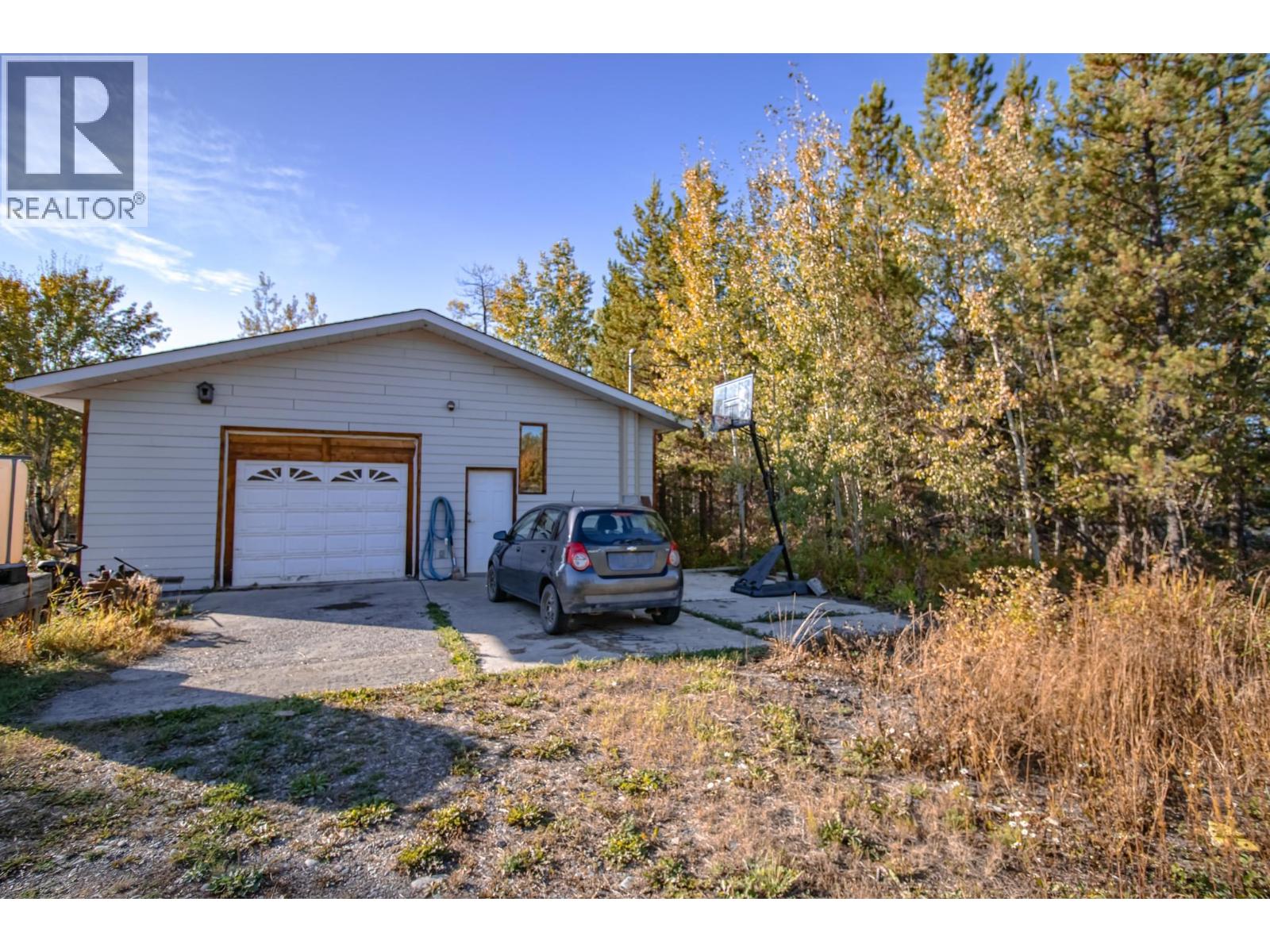 9805 Airport Road, Fort St. James, British Columbia  V0J 1P0 - Photo 33 - R3168915
