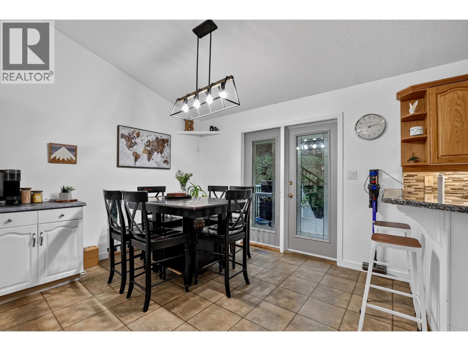 6320 Bliss Point, Prince George, British Columbia  V2K 5A7 - Photo 8 - R3169512