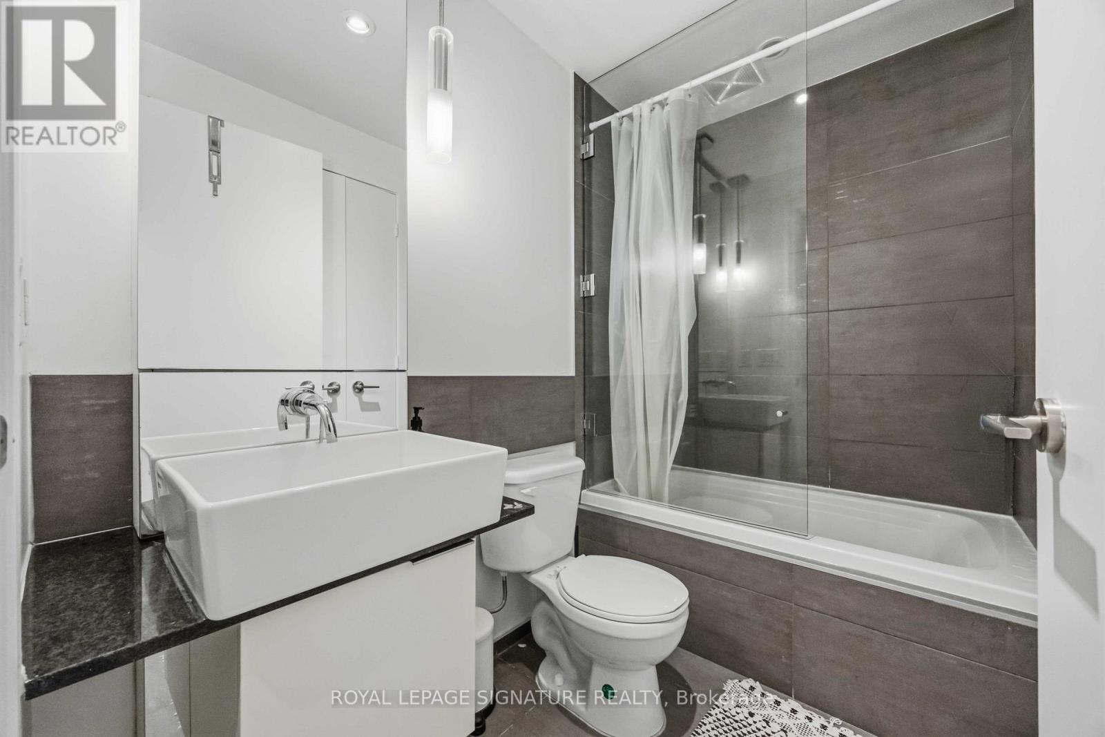 202 - 8 Charlotte Street, Toronto, Ontario  M5V 0K4 - Photo 24 - C13829082