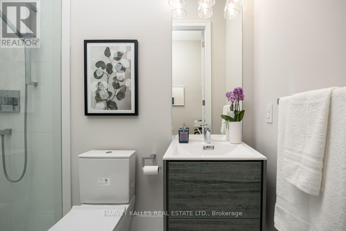 326 St. Clements Avenue, Toronto, Ontario  M4R 1H5 - Photo 11 - C13829230