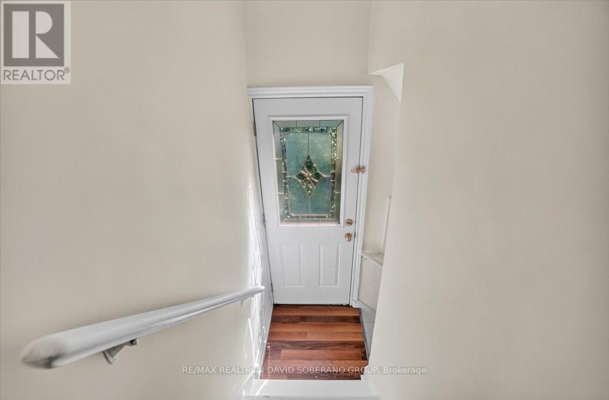 122 Mcgillivray Avenue, Toronto, Ontario  M5M 2Y6 - Photo 22 - C13829236