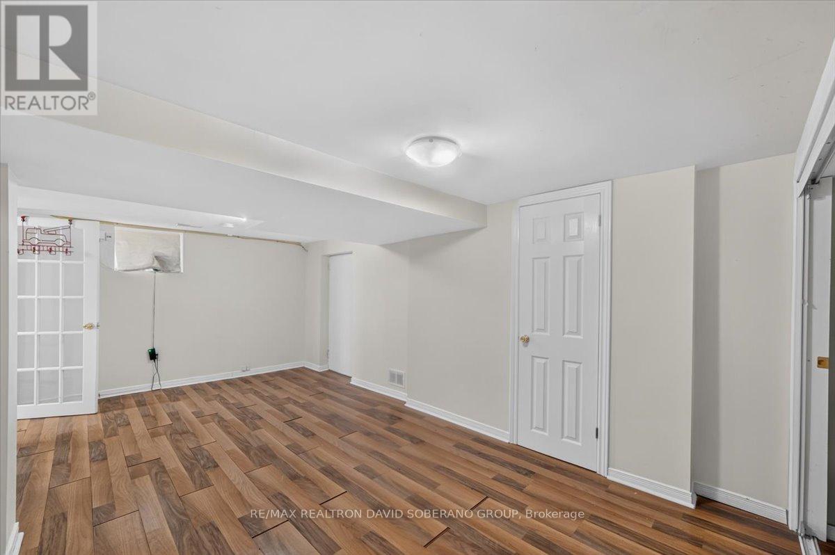122 Mcgillivray Avenue, Toronto, Ontario  M5M 2Y6 - Photo 29 - C13829236