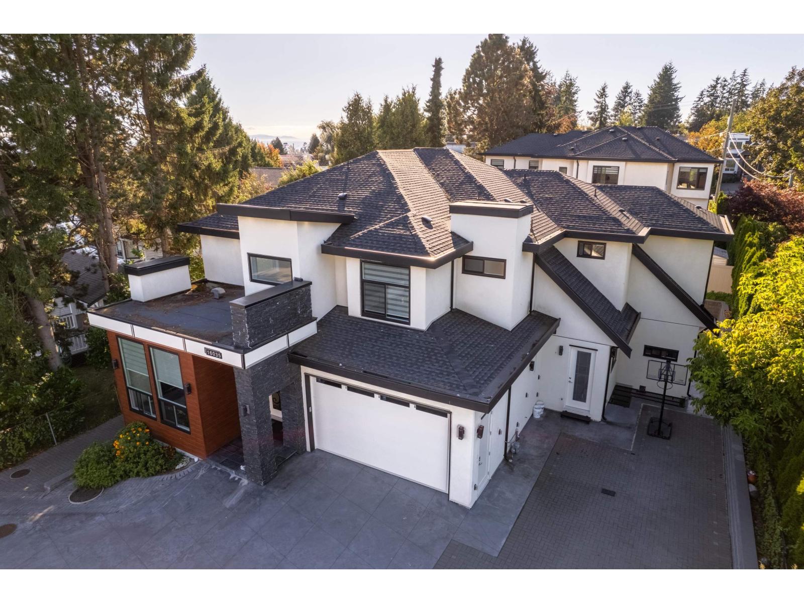 16035 10A AVENUE, Surrey, British Columbia