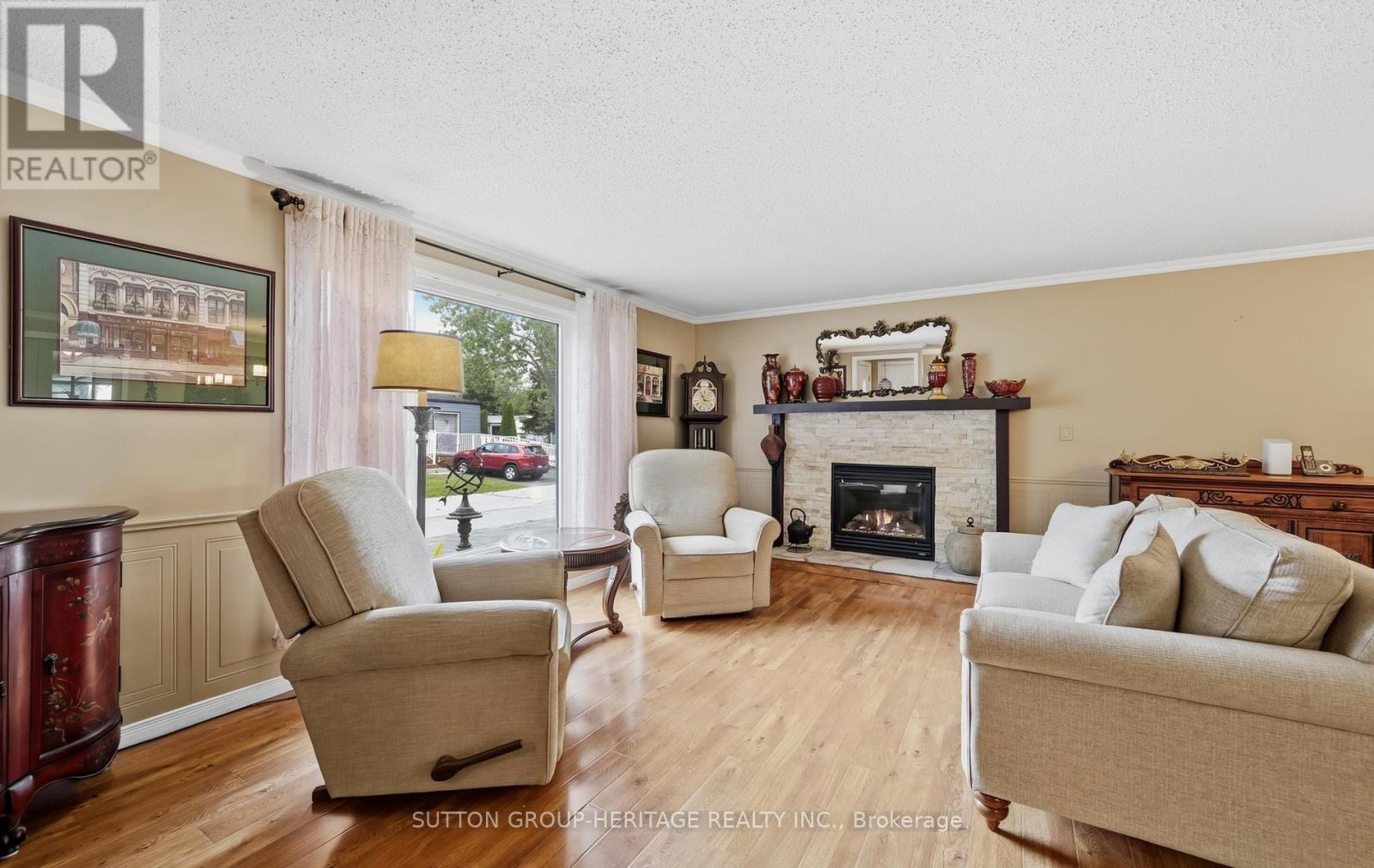89 Bluffs Road, Clarington, Ontario  L1B 1B9 - Photo 5 - E13829156